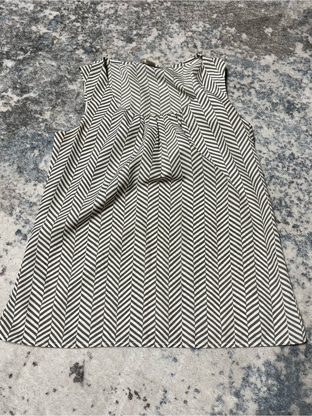 LOFT Black and White Chevron-Print Sleeveless Camisole